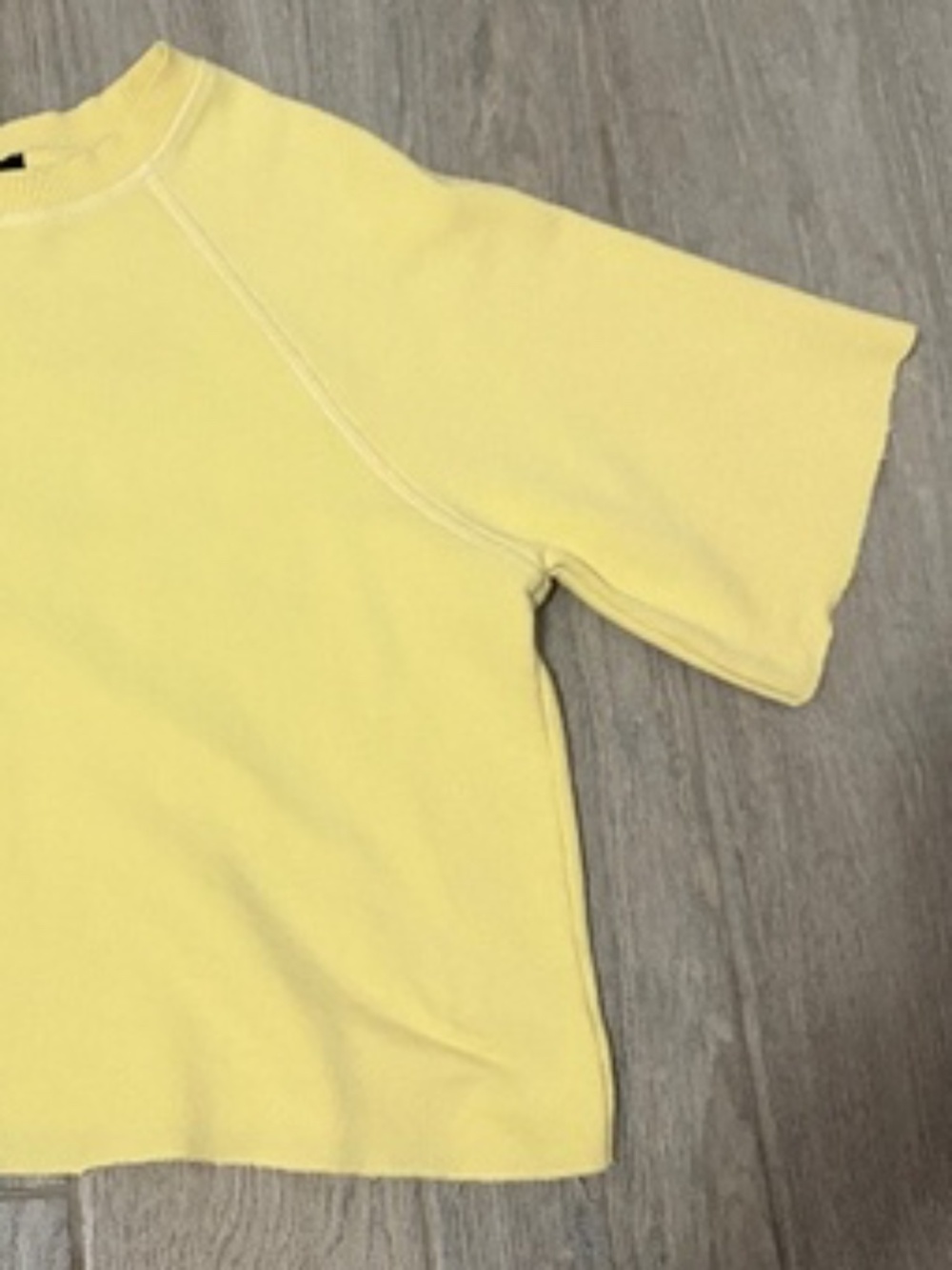 LIKE NEW! Women's Forever 21 Yellow Boyfriend Short Sleeve Sweatshirt - MEDIUM
